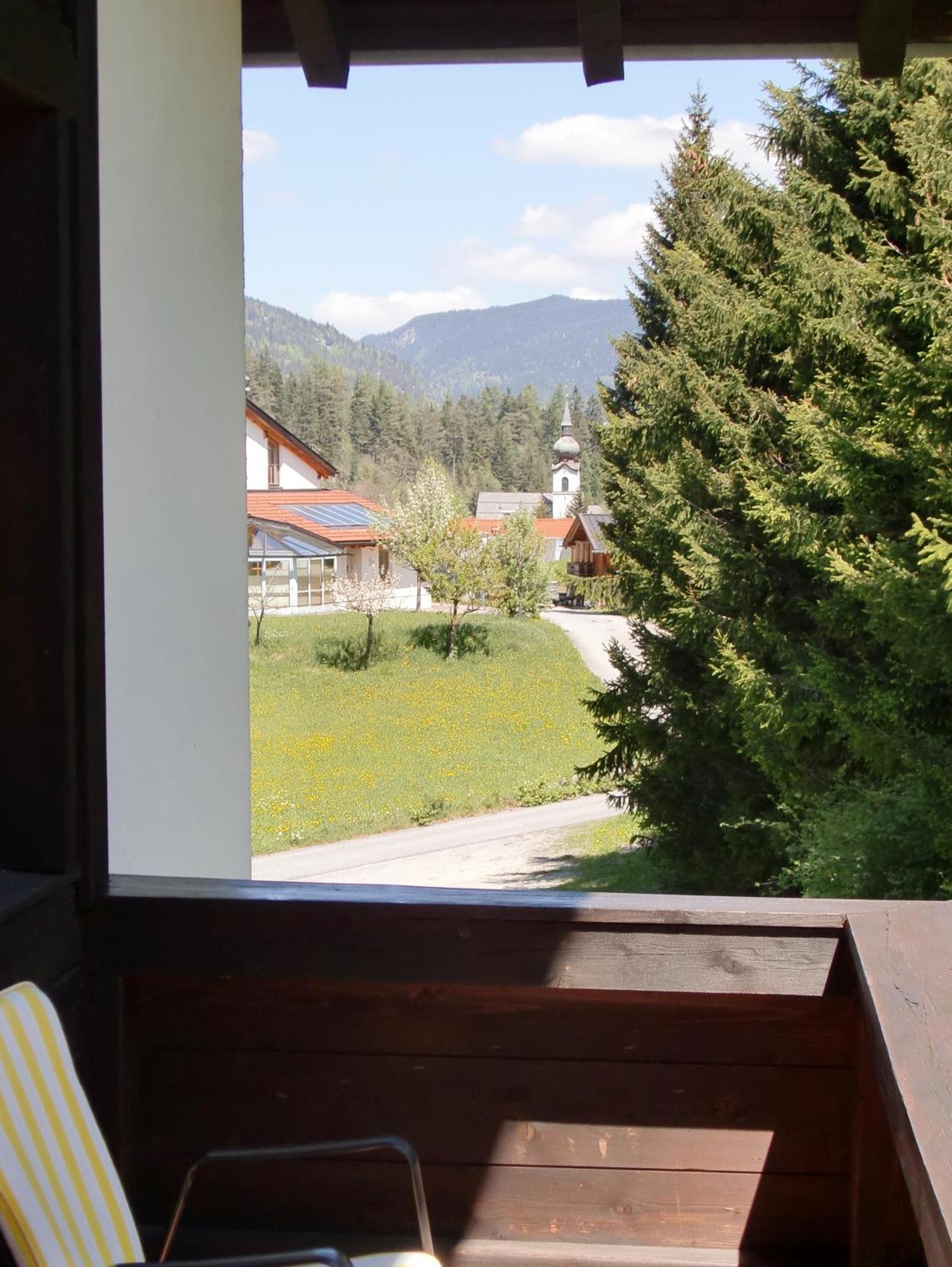 Haus Sonnenspitze - Fam. Nessler Appartement Biberwier Buitenkant foto